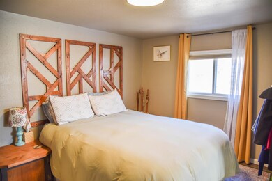 2305 New Mexico 522 unit B, Questa, NM 87556 - photo 6