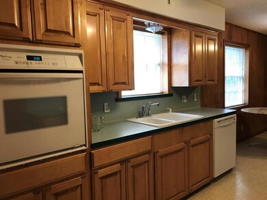 2729 Encino Ave, Bay City, TX 77414 - photo 7