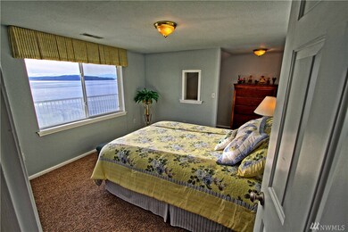 56 Puget Dr, Steilacoom, WA 98388 - photo 7