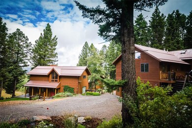 Lots of space - close to Bridger Bowl and Bozeman