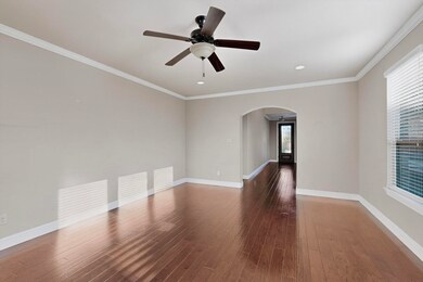 10121 Emily Pass, McKinney, TX 75070 - photo 4