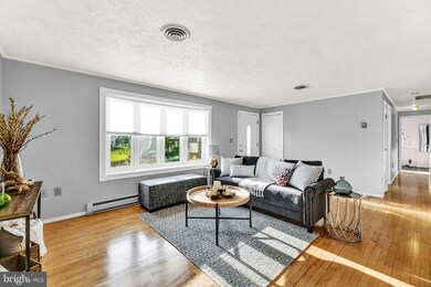 6 Van Yerrell Ct, Gwynn Oak, MD 21207 - photo 6