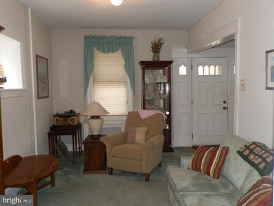 629 Beechwood Ave, Darby, PA 19023 - photo 6