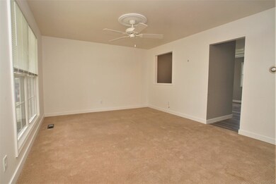 1513 Tam o Shanter Ln, Kokomo, IN 46902 - photo 2