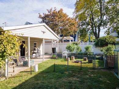 347 S 3rd St, Decatur, IN 46733 - photo 6