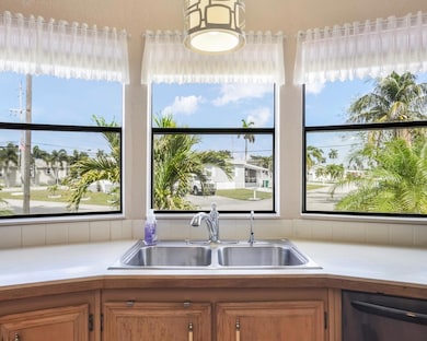 8560 SW 20th St, Davie, FL 33324 - photo 4