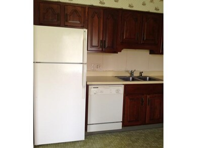 Kitchen. Wall paper to come down and new paint goi