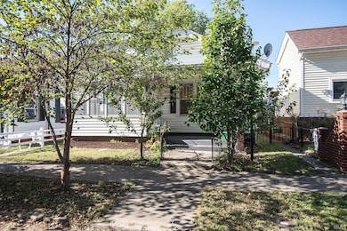 607 Barnett St, Vincennes, IN 47591 - photo 2