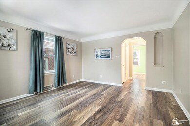 15792 Oceana Ave, Allen Park, MI 48101 - photo 2