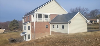 221 Felician Dr, Moon Township, PA 15108 - photo 4