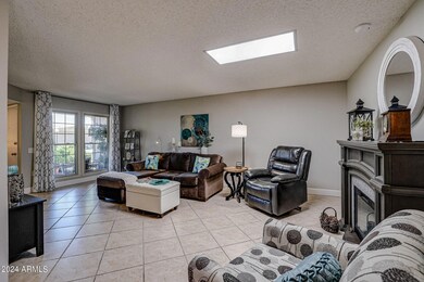 9930 W Palmeras Dr, Sun City, AZ 85373 - photo 7