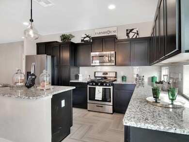 921 Muffleson St, El Paso, TX 79928 - photo 4