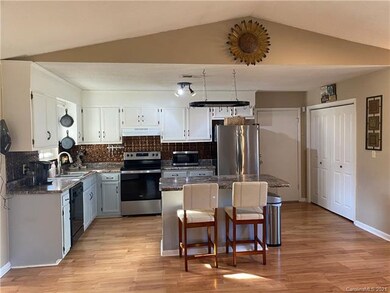 225 Mapleleaf Rd, Statesville, NC 28625 - photo 5