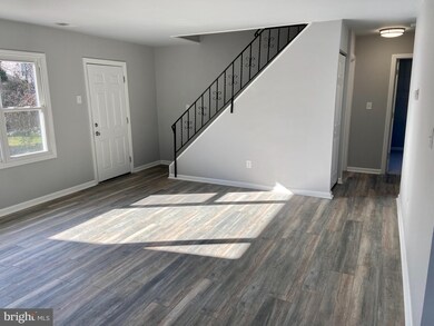 28 Bloomfield Ln, Willingboro, NJ 08046 - photo 3