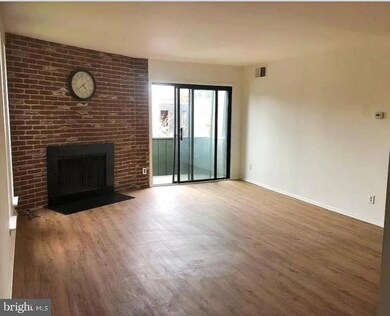 25 S Church Rd unit 38, Maple Shade, NJ 08052 - photo 4