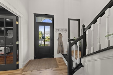 7013 Cunningham Dr, New Albany, OH 43054 - photo 2