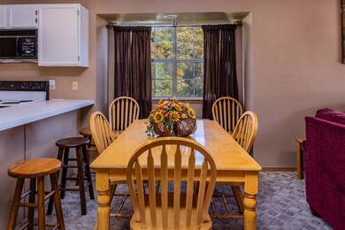 21GoldfinchLaneUnit3BransonWest-8