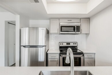 4600 W Pioneer Dr unit 105, Irving, TX 75061 - photo 6