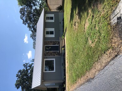 122 Gilkey Dr, Hopkinsville, KY 42240 - photo 2