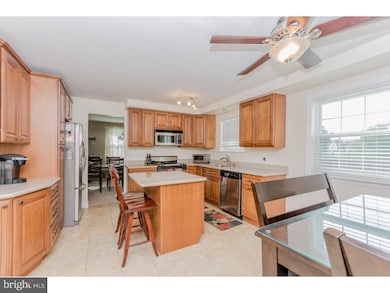 49 Hartford Rd, Sewell, NJ 08080 - photo 4