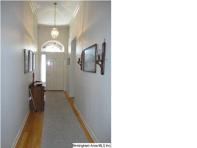 Foyer w/Crown Molding, Hardwoods and Plenty of Nat