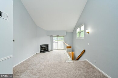 13507 Orchard Dr unit 3507, Clifton, VA 20124 - photo 4