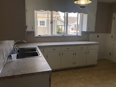 42 Everett St unit 2, Arlington, MA 02474 - photo 5