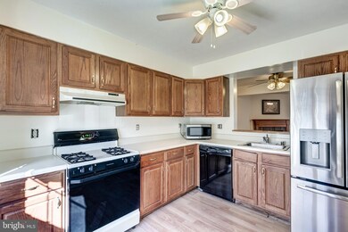 6306 Jacobs Ct, Sykesville, MD 21784 - photo 7