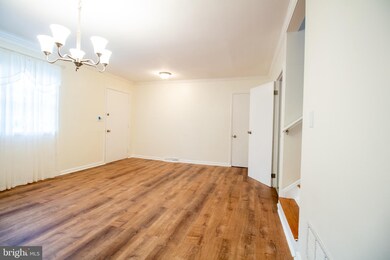 809 Beaverbank Cir, Towson, MD 21286 - photo 7