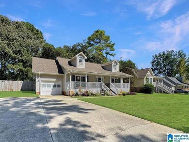 8483 Lanewood Cir, Leeds, AL 35094 - photo 4