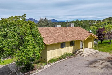 22057 Loop Dr, Redding, CA 96003 - photo 2