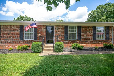 4008 Mcintire Dr, Columbia, TN 38401 - photo 2