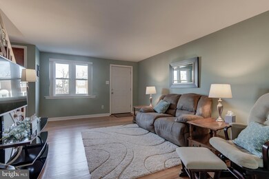 804 Crescent Dr, Glenolden, PA 19036 - photo 5