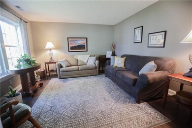 594 N Shore Blvd, Franklin, IN 46131 - photo 5