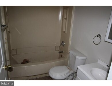 1529 Penrose Ave, Baltimore, MD 21223 - photo 6