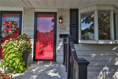 1302 Greenview Dr, Bethlehem, PA 18018 - photo 3