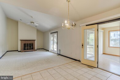 609 Saint Paul Ave, Reisterstown, MD 21136 - photo 7