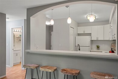 18505 SE Newport Way unit A102, Issaquah, WA 98027 - photo 3