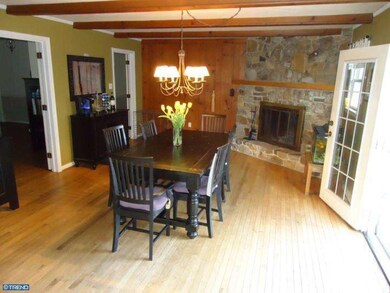 618 Heckel Ave, Spring City, PA 19475 - photo 5