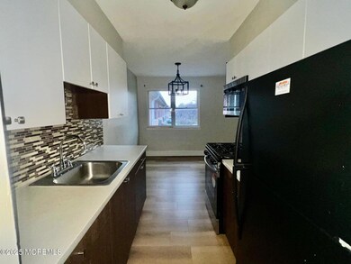 12 Manchester Ct unit H, Freehold, NJ 07728 - photo 5