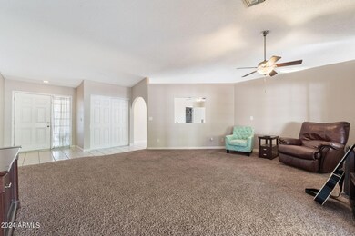 006__941 N Sericin Cir