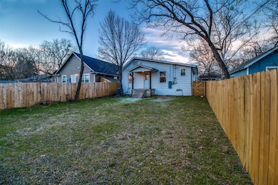 626 E Heron St, Denison, TX 75021 - photo 3