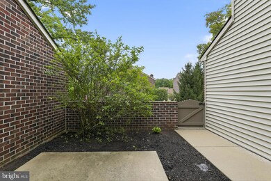 4 Stirling Ct, Chesterbrook, PA 19087 - photo 3