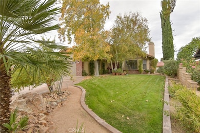 12855 Fairway Rd, Victorville, CA 92395 - photo 6