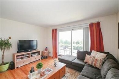 386 E 8th St unit 5, Boston, MA 02127 - photo 4