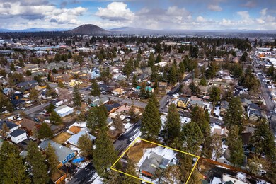 29-web-or-mls-325 SW McKinley (28 of 29)