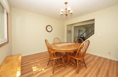 1124 Oleson Rd, Waterloo, IA 50702 - photo 4