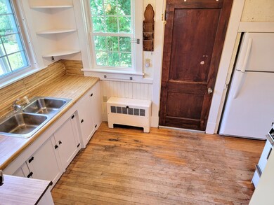 25 Clinton St, Milo, ME 04463 - photo 4