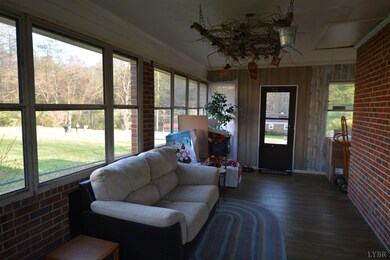 319 Greenwood Dr, Madison Heights, VA 24572 - photo 6