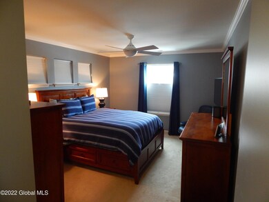 47 Governor Cir, Albany, NY 12208 - photo 6